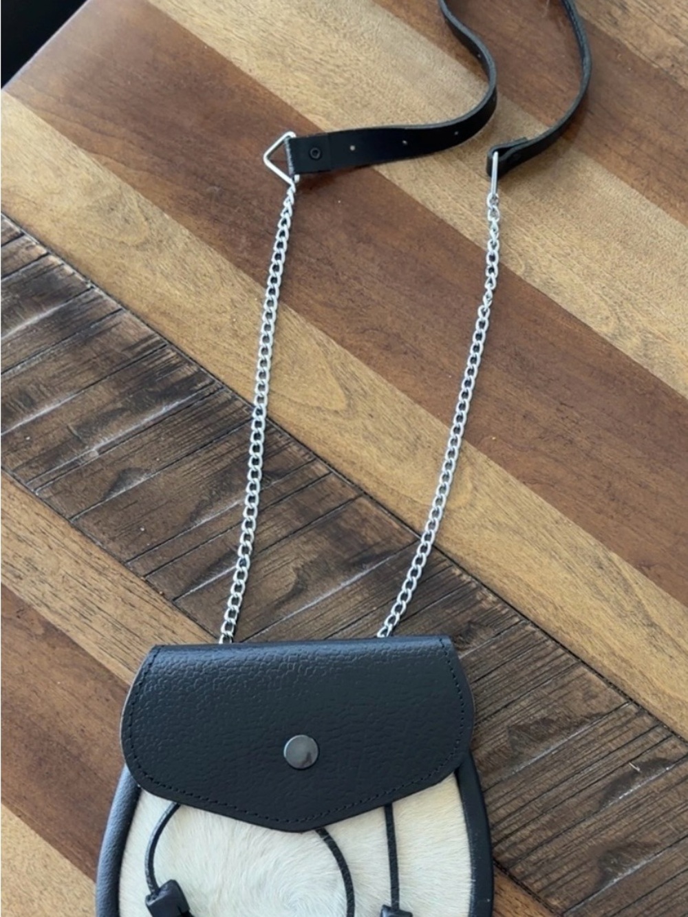 Heritage highland Black & Cream Crossbody Saddle Bag with Silver Chain Strap